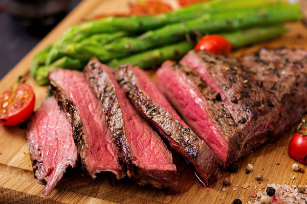 Comment cuire parfaitement votre steak : astuces et températures recommandées - Marbled Beef