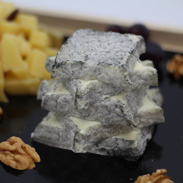Le Valençay fromage de chèvre AOP - Marbled Beef